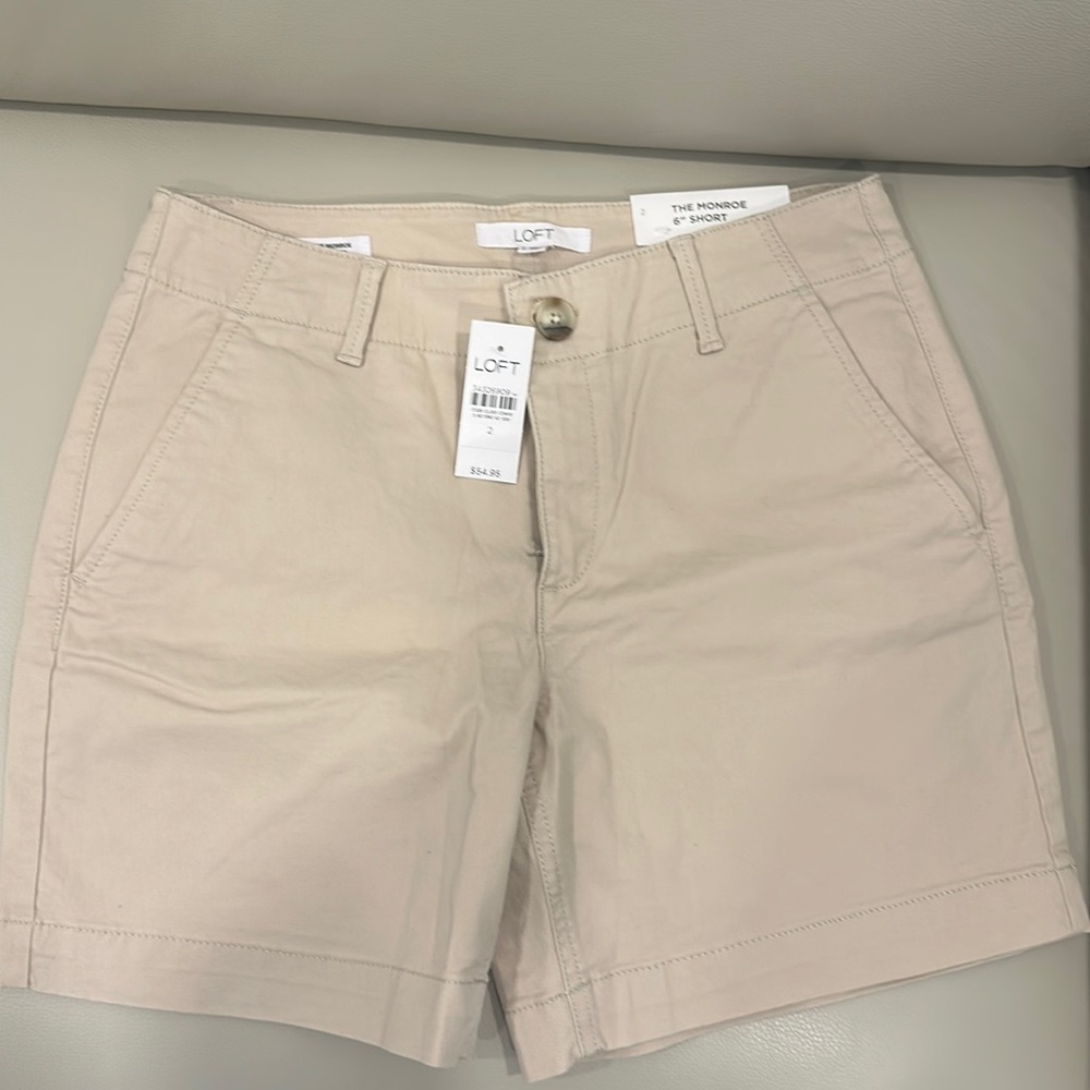 Loft new shirt with tag SIZE 2 The Monroe 6” Short